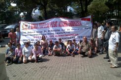 Digusur Pengembang, Warga Gang Buaya Mengadu ke Camat