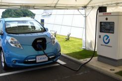 Menperin: Teknologi Mobil Listrik Baru Siap 2017