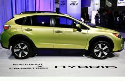 Tanggapan Menperin Soal Mobil Hybrid dan Listrik