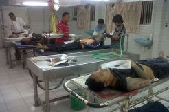 Empat Perampok Bank...