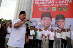 Ratusan Polisi Amankan Kampanye Prabowo di Makassar