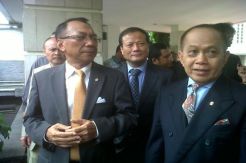 Cerita Persahabatan Dua Menteri di Sela Pidato