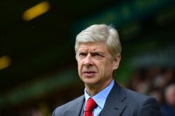 Arsenal Bingung Pilih Barter Cleverley atau Smalling