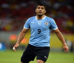 Suarez Dipastikan Fit Lawan Italia