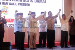 Prabowo: Apakah Pak Jokowi Mau Beli Kembali Indosat?