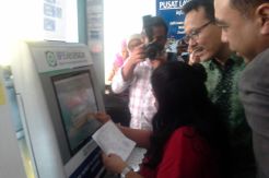 Kurangi Antrean, BPJS Cetak Kartu Sendiri