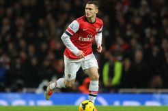 Arsenal Tolak Tawaran MU untuk Vermaelen
