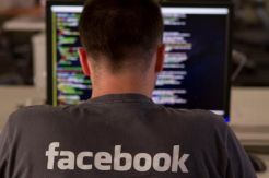 Status Facebook Pengaruhi Suasana Hati