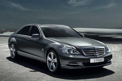 Penjualan Mercedes-Benz Bakal Tembus 200 Unit di Jatim