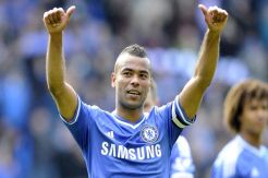 Cole dan Etoo Tinggalkan Stamford Bridge