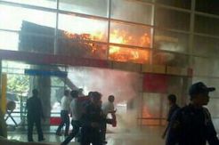Pintu Lobi Tangcity Mal Terbakar