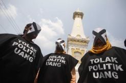 Awas Politik Uang Jelang Pilpres!