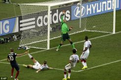 Aksi Satu Tangan Neuer Disoroti Legenda Jerman