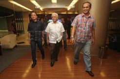 Hatta: Kalau Wartawan Jalan, Saya Juga Jalan