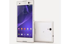 Xperia C3 Dukung Tren Selfie