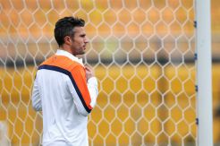 Kondisi Van Persie-Janmaat Buat Belanda Cemas