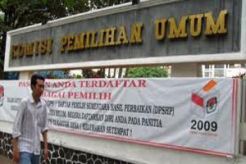 Pengamat Nilai KPU Tertekan