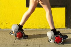 RocketSkates, Motor di Kaki Anda