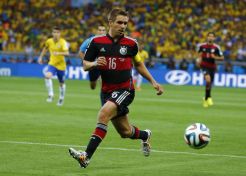Lahm : Kami Pantas Juara