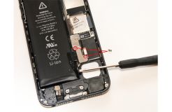 Apple Temukan Pemasok...