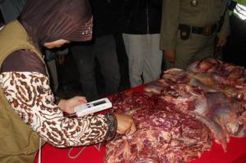 Pedagang Diingatkan Tak Jual Daging Gelonggongan