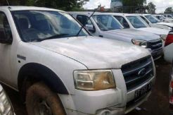 Lelang Mobil 4x4 Mulai Harga 50 Juta
