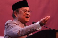 Prabowo Temui BJ Habibie