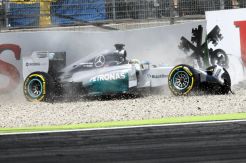 Insiden Hamilton Disebut Berkah Buat Roseberg