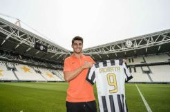 Morata Alami Cedera Lutut