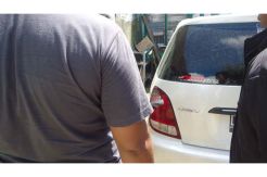 Mobil Dirusak Orang Tidak Waras