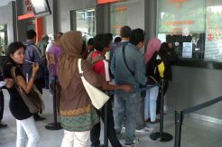 Arus Balik, Kereta Api Lokal Masih Jadi Primadona
