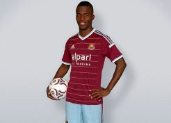 Valencia Belum Fit, West Ham Pusing