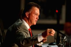 Van Gaal Tak Akan Kewalahan Latih United