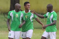 Persebaya Tinggal Enam Angka