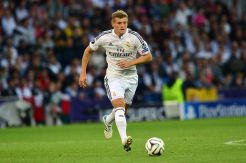 Kroos Berlari 19 Km dalam Debut