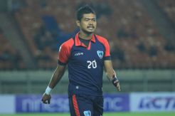 Cetak Gol Emosional, Bepe Bungkam
