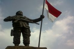 SBY Resmikan Tiga Simbol...