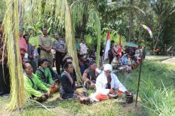 Warga Kalisoka Lestarikan Tradisi Baritan