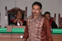 KPK Geledah Kantor Bupati Tapanuli Tengah