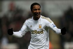 De Guzman Menyeberang ke Napoli