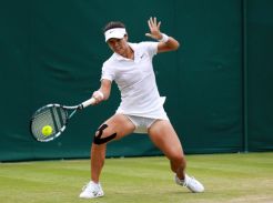 Li Na Masih Lapar Gelar