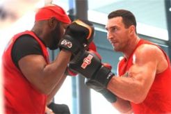 Bentrokan Klitschko...