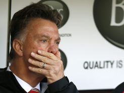 Van Gaal Mulai Cemas
