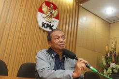 Busyro Kembali Calonkan...