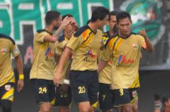Naga Mekes Tolak Beri Persebaya Poin