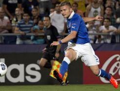 Andalkan Skema 3-5-2, Conte Coba Duetkan Immobile-Giovinco