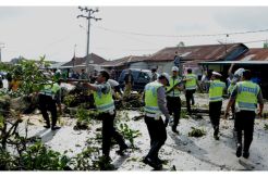 Badai Puting Beliung dan Hujan Es Landa Humbahas