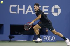 Federer Ngebet Angkat Trofi