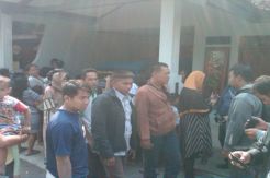 Mau Beroperasi, Rumah Penyembelihan Anjing Dikepung Warga