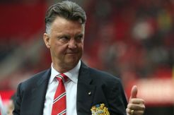 Van Gaal Inginkan Trofi Premier League